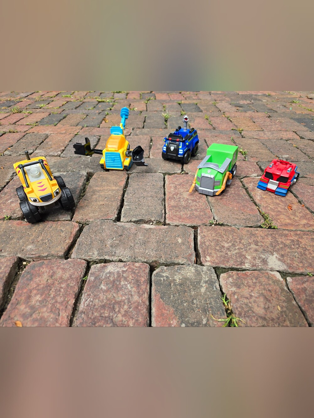 Paw Patrol Transformers Blaze Monster Machine Car Bundle Lot (5) Toys Cartoons